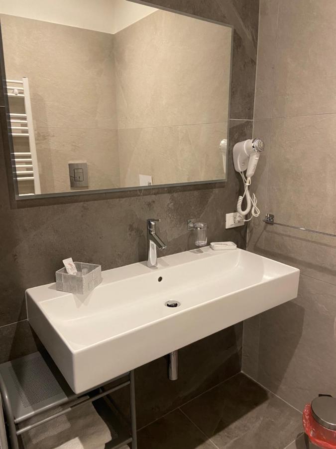 Maqueda Suites Palermo Exteriör bild