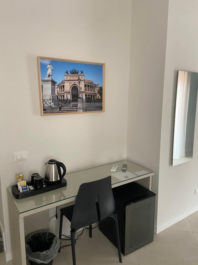 Maqueda Suites Palermo Exteriör bild
