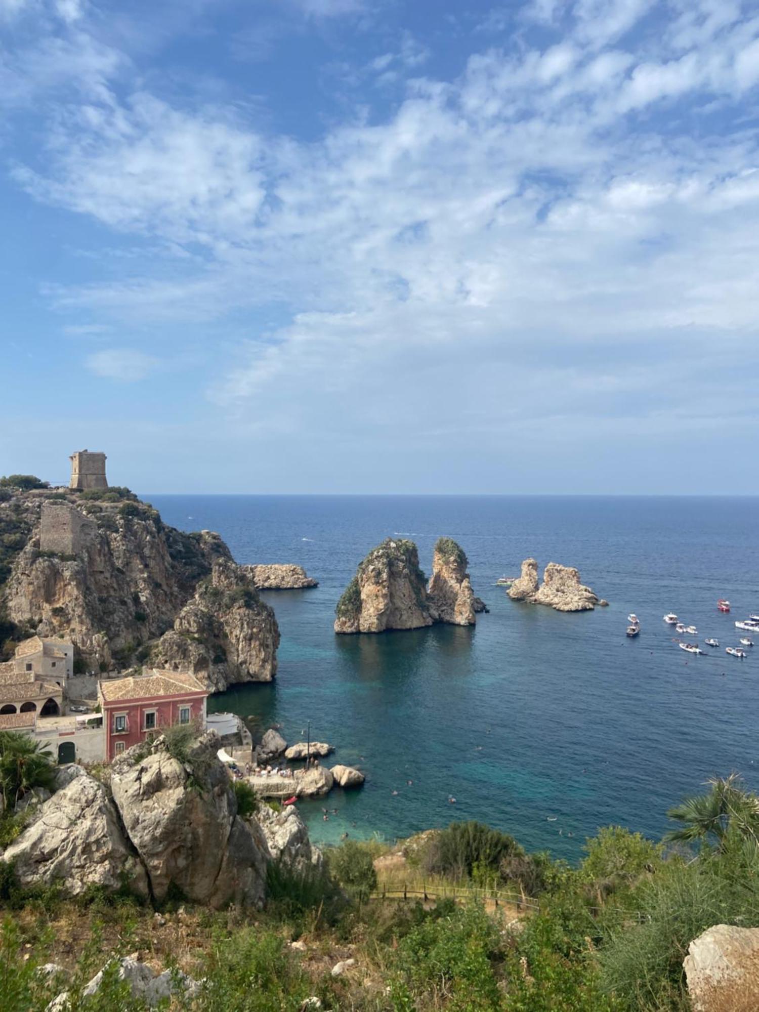 Maqueda Suites Palermo Exteriör bild