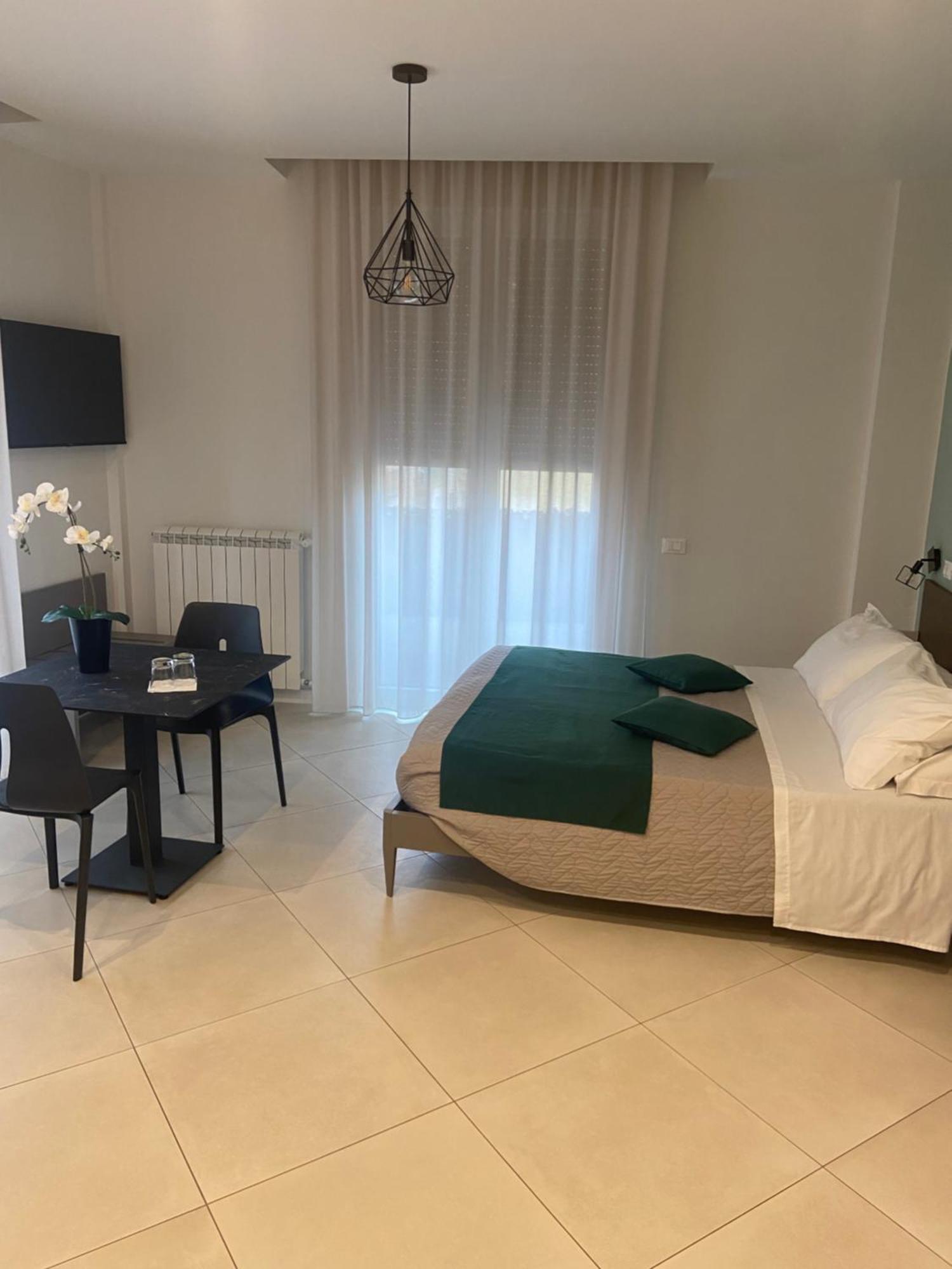 Maqueda Suites Palermo Exteriör bild